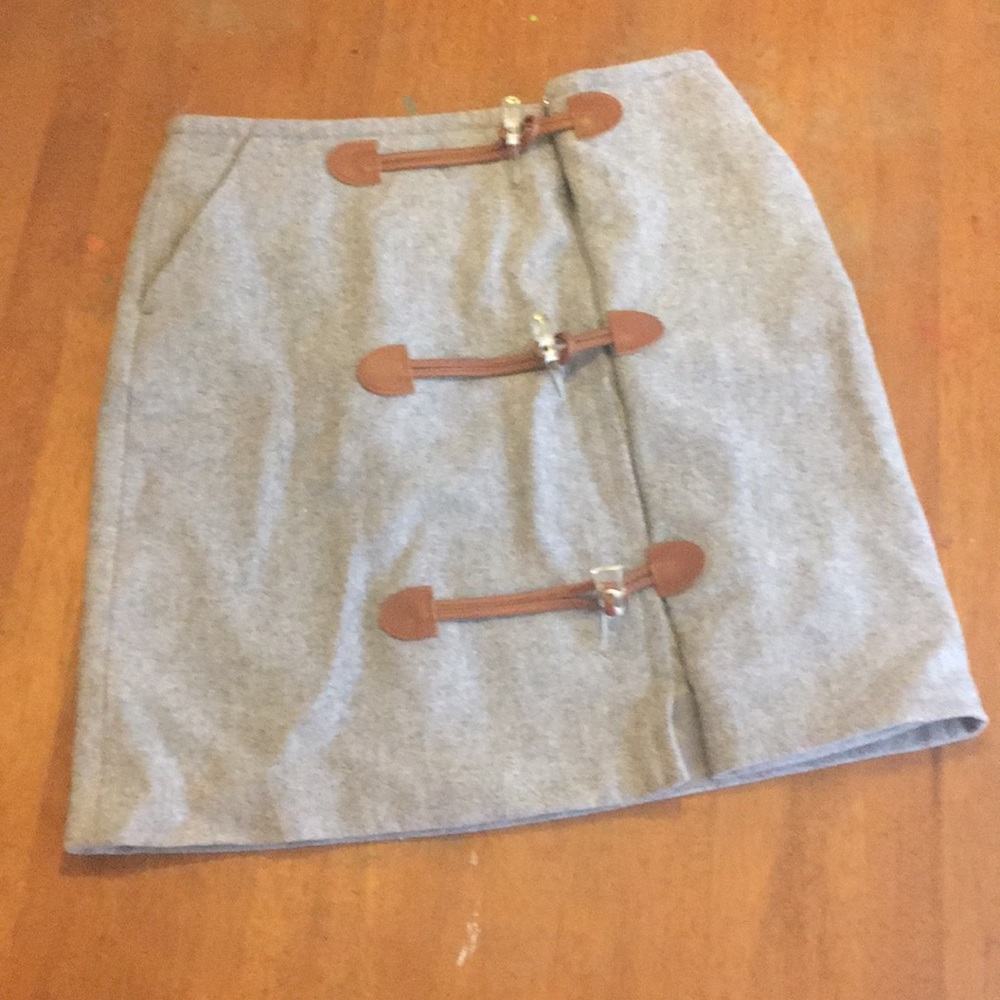 Wool skirt
